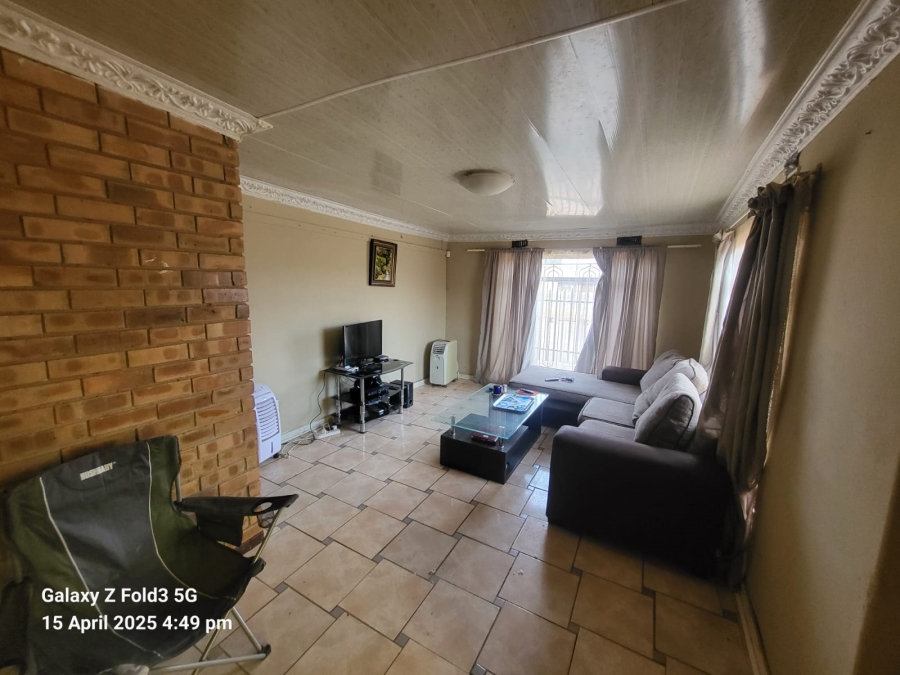 3 Bedroom Property for Sale in Kanana North West